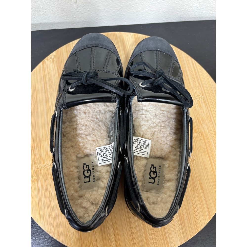 UGG Ashdale Loafers 7.5 Black Patent Leather Shearling Duck Boat Shoes 1901 - Picture 3 of 8